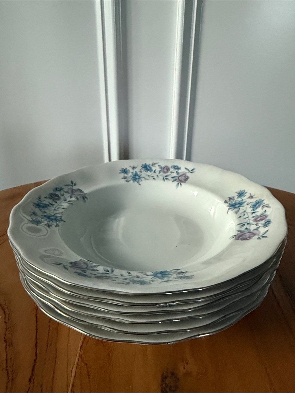 Set of 6 Vintage Favolina Karolina Gloria Soup Plates 8 1/4" Poland Porcelain